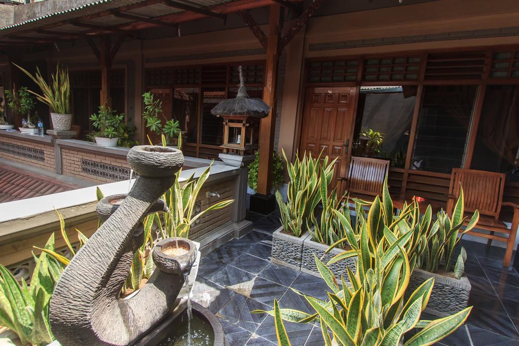 Rabasta Kuta Beach Inn Exterior foto