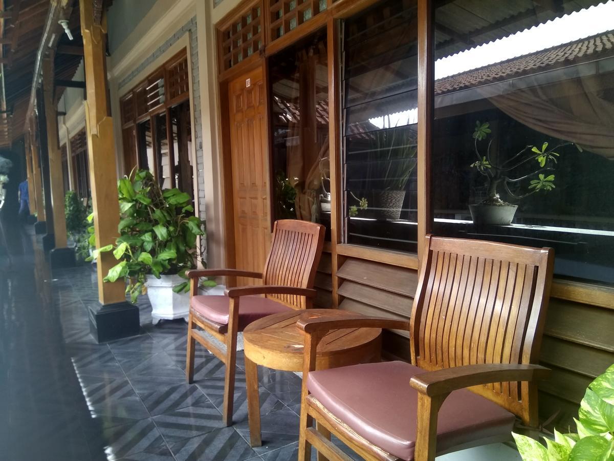 Rabasta Kuta Beach Inn Exterior foto
